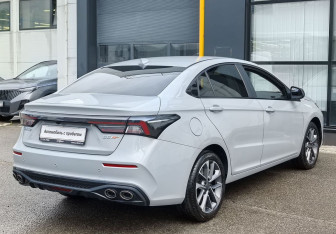 Новый Omoda S5 GT 2024 (5 фото)