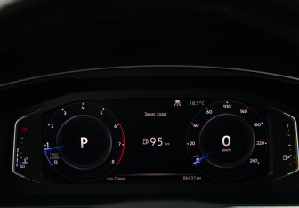 Подержанный автомобиль Volkswagen Tiguan 2019 года (9 фото)