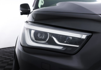 Подержанный автомобиль Infiniti QX80 2018 года (26 фото)