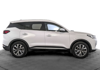 Подержанный автомобиль Chery Tiggo 7 Pro 2020 года (4 фото)