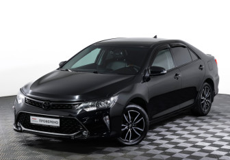 Подержанный автомобиль Toyota Camry Sedan 2017 года (23 фото)