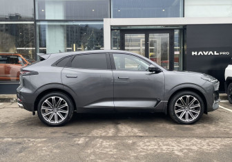 Подержанный автомобиль Changan UNI-K 2024 года (4 фото)