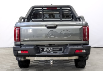 Подержанный автомобиль JAC T9 2024 года (6 фото)