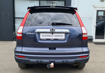 Подержанный автомобиль Honda CR-V 2012 года (7 фото)