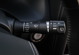 Подержанный автомобиль Nissan Patrol 2022 года (33 фото)