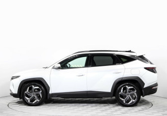 Подержанный автомобиль Hyundai Tucson 2021 года (3 фото)
