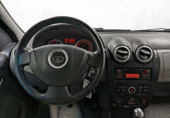 Подержанный автомобиль LADA (ВАЗ) Largus Wagon 2016 года (20 фото)