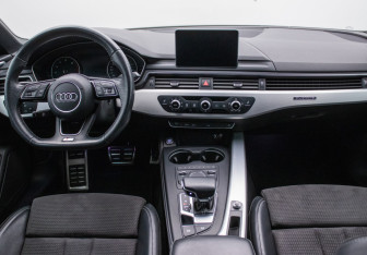 Подержанный автомобиль Audi A5 Coupe 2018 года (13 фото)