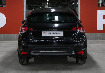 Подержанный автомобиль Citroen DS4 2012 года (6 фото)