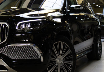 Новый Mercedes-Benz Maybach GLS 2023 (15 фото)