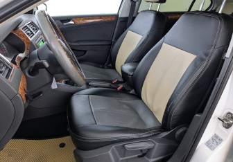 Подержанный автомобиль Volkswagen Jetta Sedan 2014 года (20 фото)