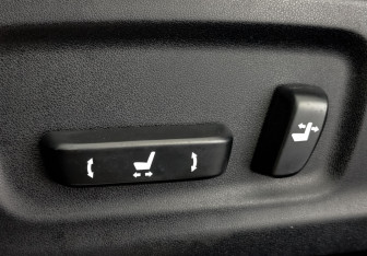 Подержанный автомобиль Lexus RX 2022 года (26 фото)