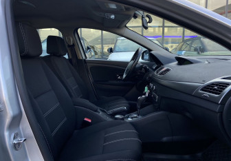 Подержанный автомобиль Renault Megane Hatchback 2014 года (18 фото)