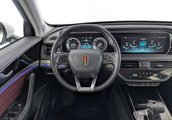 Подержанный автомобиль Hongqi HS5 2022 года (22 фото)