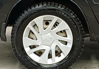 Подержанный автомобиль LADA (ВАЗ) Granta Liftback 2015 года (9 фото)