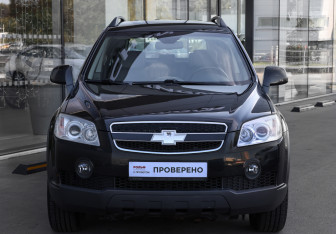Подержанный автомобиль Chevrolet Captiva 2008 года (2 фото)