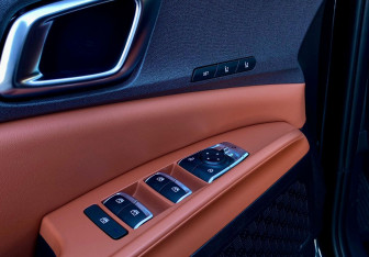 Новый Kia Carnival 2025 (13 фото)