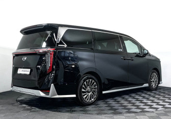 Подержанный автомобиль GAC M8 2024 года (5 фото)