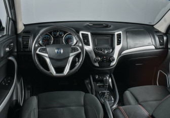 Подержанный автомобиль Changan CS35 2017 года (6 фото)