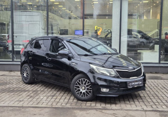 Подержанный автомобиль Kia Rio Hatchback 2016 года (3 фото)