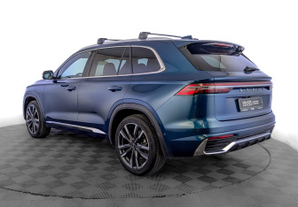Подержанный автомобиль Geely Monjaro 2023 года (7 фото)