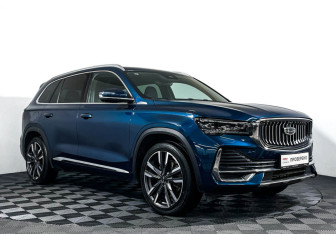 Подержанный автомобиль Geely Monjaro 2023 года (3 фото)