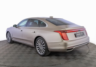 Подержанный автомобиль Hongqi H9 2023 года (7 фото)