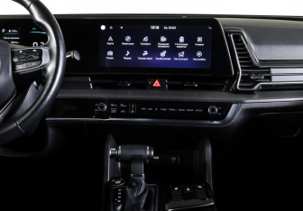 Подержанный автомобиль Kia Sportage 2022 года (14 фото)