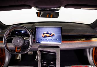 Подержанный автомобиль Zeekr 001 2023 года (14 фото)