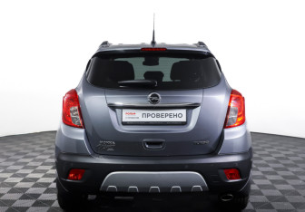 Подержанный автомобиль Opel Mokka 2014 года (6 фото)
