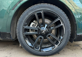 Подержанный автомобиль Voyah Free 2023 года (16 фото)