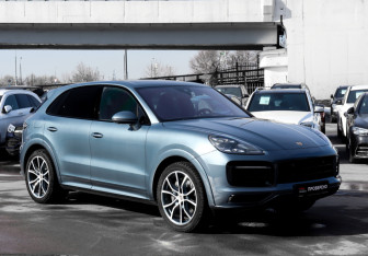Подержанный автомобиль Porsche Cayenne 2019 года (3 фото)