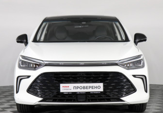 Подержанный автомобиль BAIC U5 Plus 2023 года (2 фото)