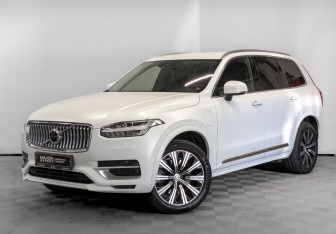 Подержанный автомобиль Volvo XC90 2021 года (1 фото)