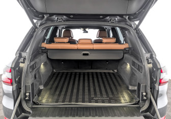 Подержанный автомобиль BMW X5 2019 года (10 фото)