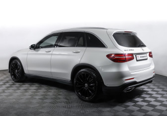 Подержанный автомобиль Mercedes-Benz GLC Coupe 2016 года (7 фото)