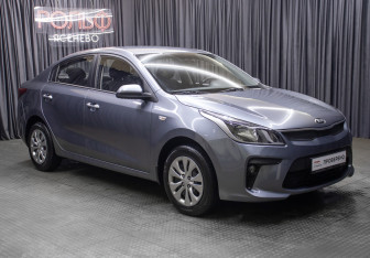 Подержанный автомобиль Kia Rio Sedan 2017 года (3 фото)