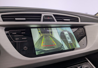 Подержанный автомобиль Geely Atlas 2021 года (15 фото)