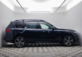 Подержанный автомобиль BMW X7 2020 года (4 фото)