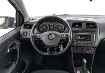 Подержанный автомобиль Volkswagen Polo Sedan 2019 года (22 фото)