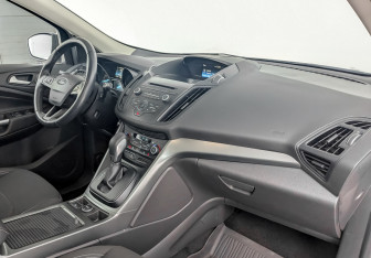 Подержанный автомобиль Ford Kuga 2018 года (11 фото)