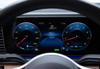 Подержанный автомобиль Mercedes-Benz GLE 2019 года (12 фото)