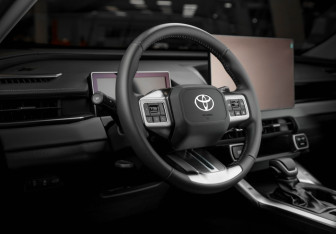 Новый Toyota RAV4 2026 (13 фото)