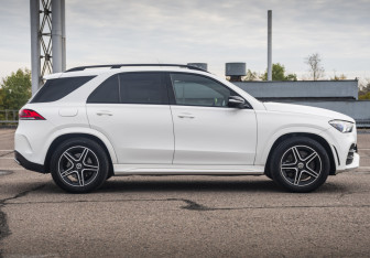 Подержанный автомобиль Mercedes-Benz GLE 2019 года (4 фото)
