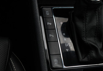 Подержанный автомобиль Skoda Superb Liftback 2020 года (21 фото)