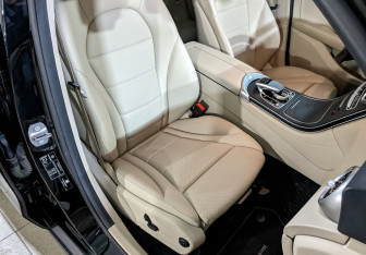 Подержанный автомобиль Mercedes-Benz GLC Coupe 2017 года (24 фото)