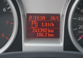 Подержанный автомобиль Ford Focus Wagon 2010 года (15 фото)