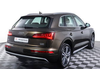 Подержанный автомобиль Audi Q5 2017 года (5 фото)
