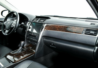 Подержанный автомобиль Toyota Camry Sedan 2017 года (9 фото)