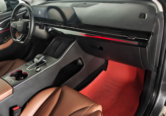 Подержанный автомобиль Omoda C5 2022 года (11 фото)